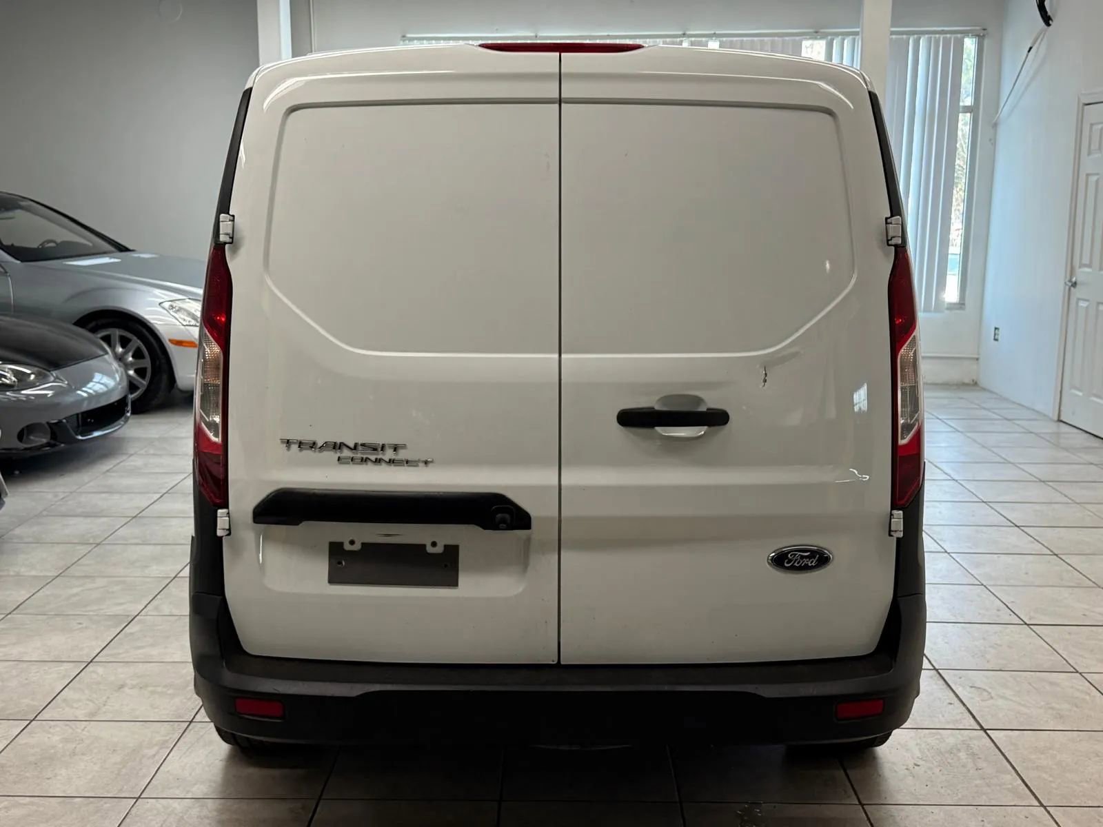 Used 2020 Ford Transit Connect XL image 8