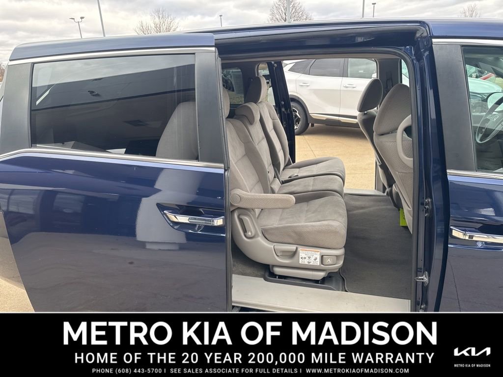 Used 2015 Honda Odyssey EX image 30