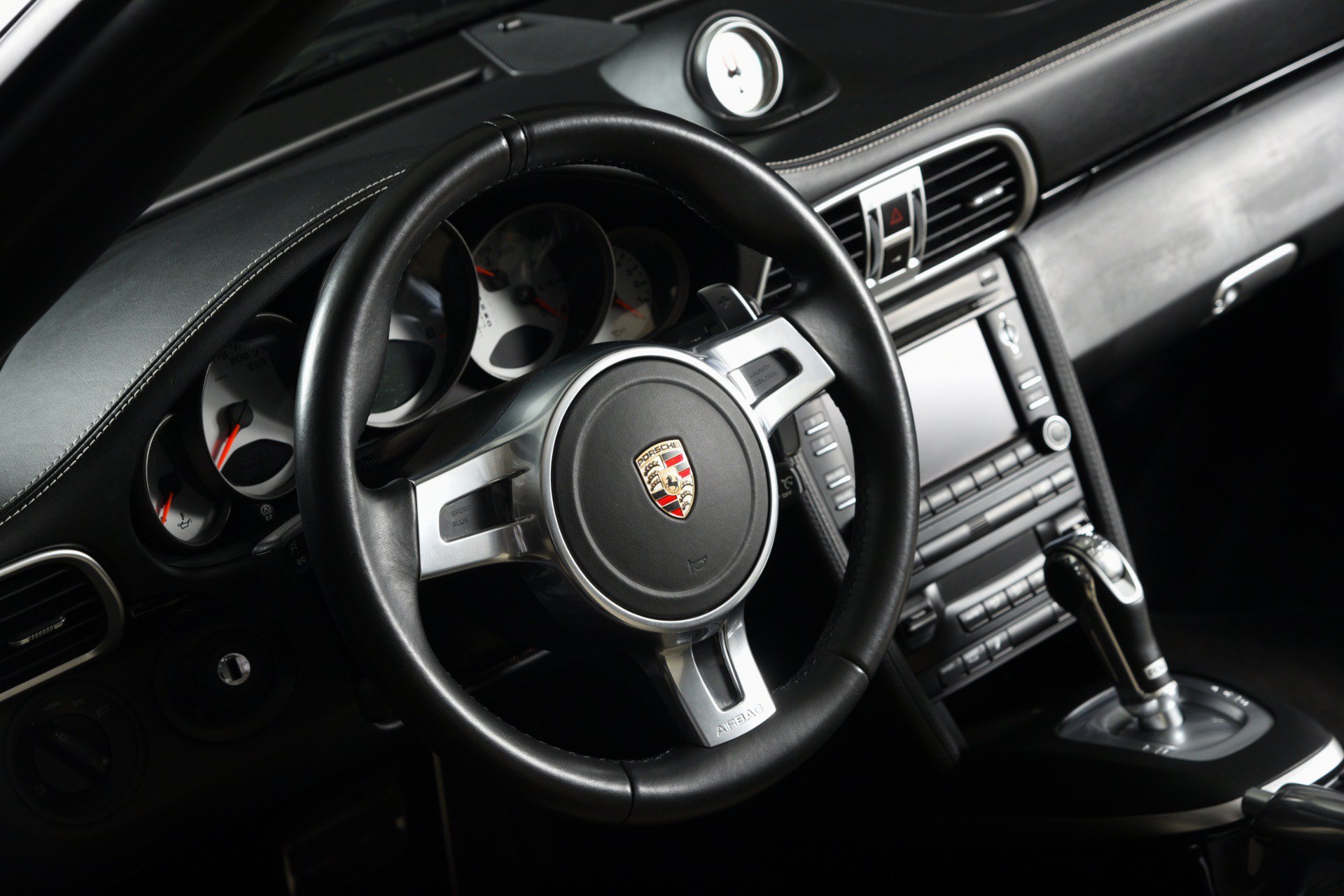 Used 2011 Porsche 911 Turbo S AWD/4WD image 3