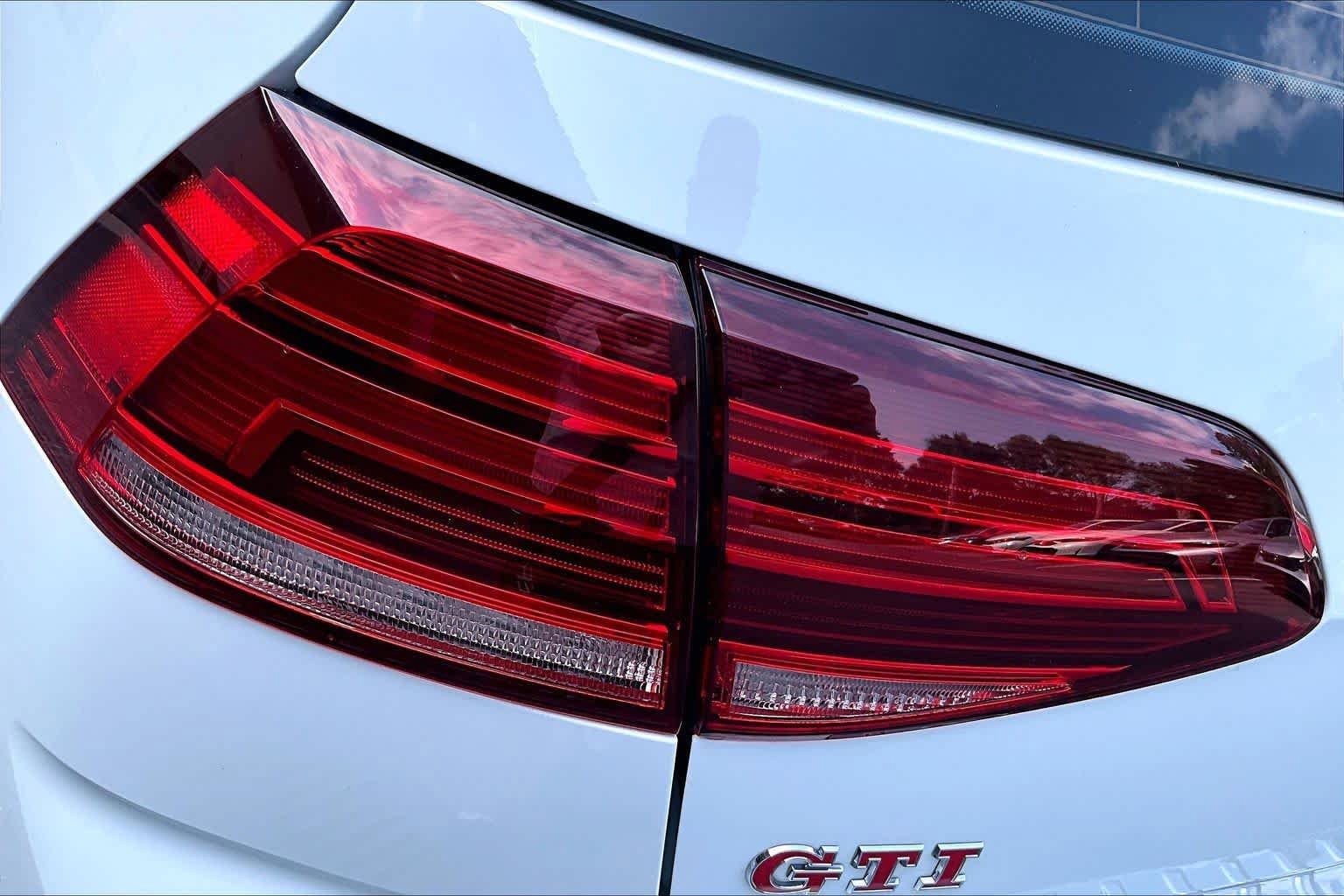 Used 2019 Volkswagen GTI Rabbit Edition FWD image 28