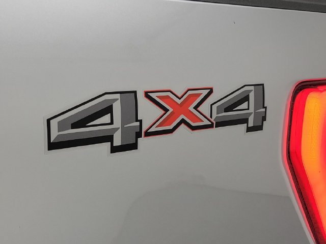 Used 2022 Ford F150 Lariat w/ Max Trailer Tow Package AWD/4WD image 8