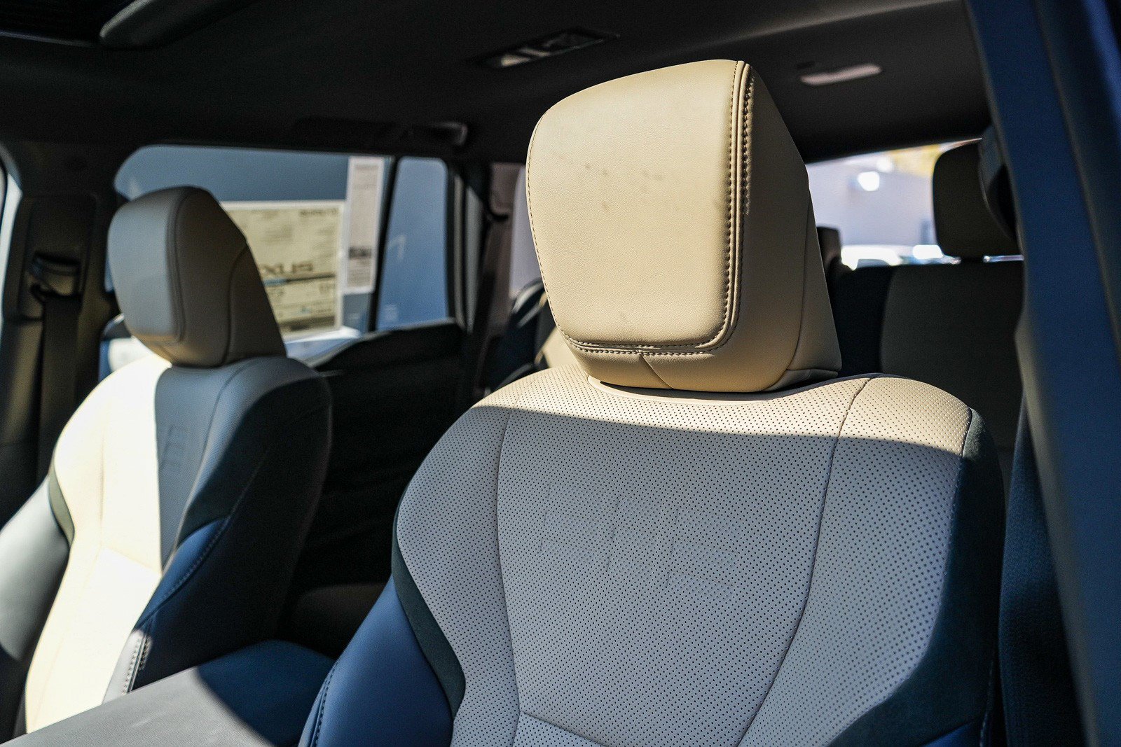 New 2026 Lexus GX 550 w/ Accessory Package (CT) AWD/4WD image 23