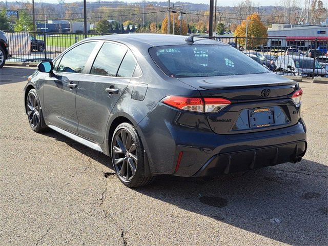 Used 2023 Toyota Corolla SE w/ Carpet Mat Package (TMS) image 3