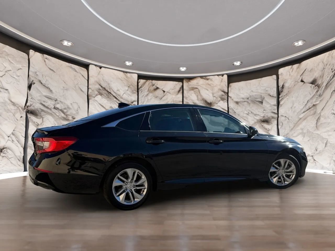Used 2018 Honda Accord LX image 8