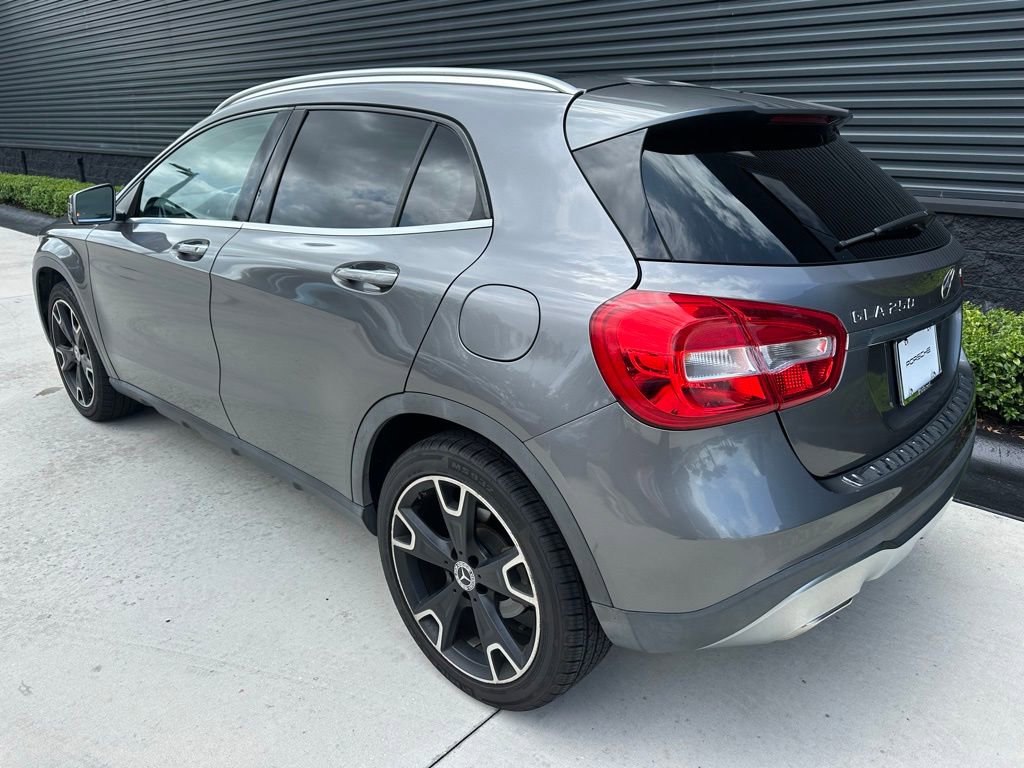 Used 2018 Mercedes-Benz GLA 250 4MATIC image 3