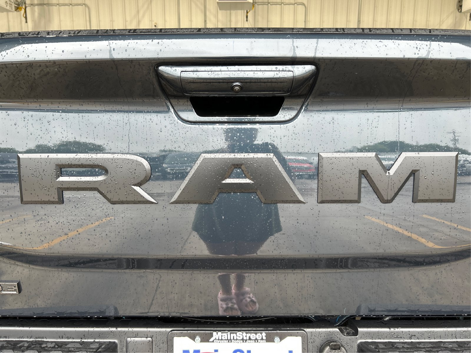 New 2027 RAM 2500 Laramie w/ Night Edition AWD/4WD image 22