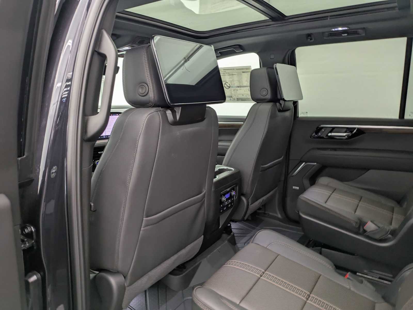 New 2026 Chevrolet Tahoe High Country image 20