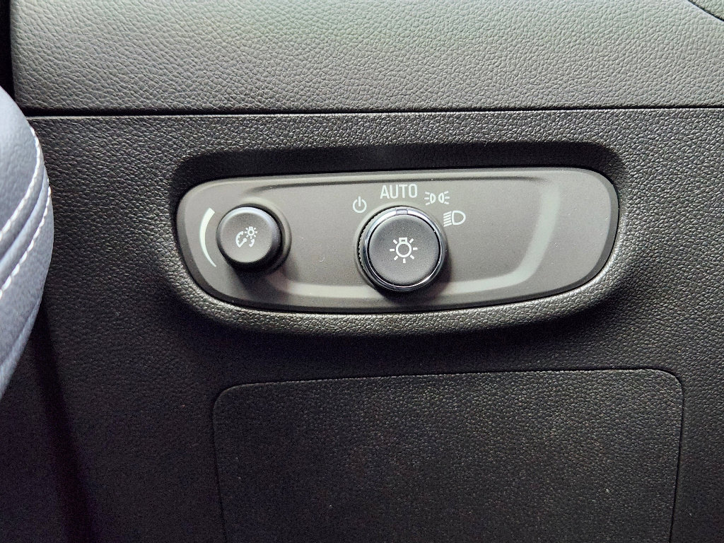 Certified 2025 Buick Encore GX Preferred image 22