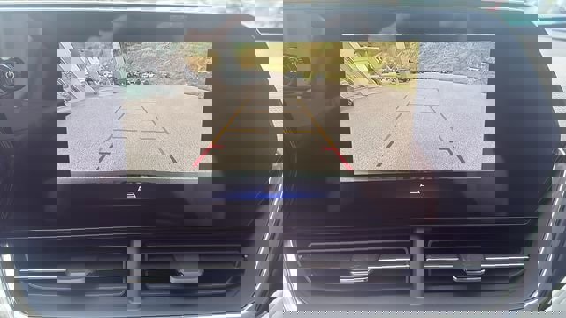 New 2025 Chevrolet Trax LT w/ Driver Confidence Package FWD image 17