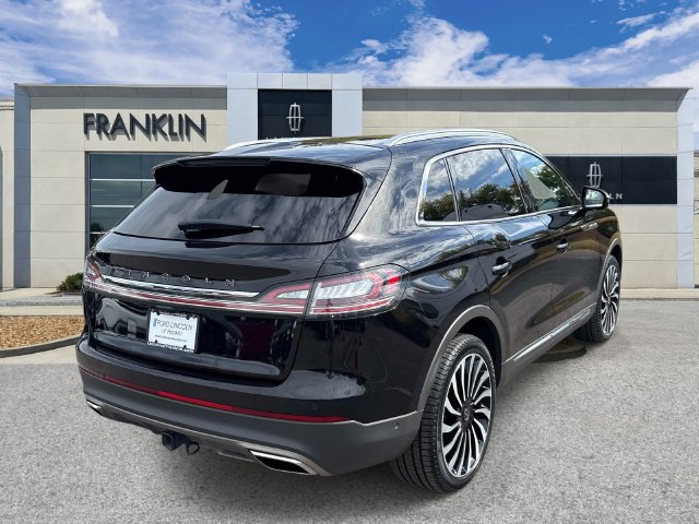 Certified 2023 Lincoln Nautilus Black Label w/ Class II Trailer Tow Package AWD/4WD image 7