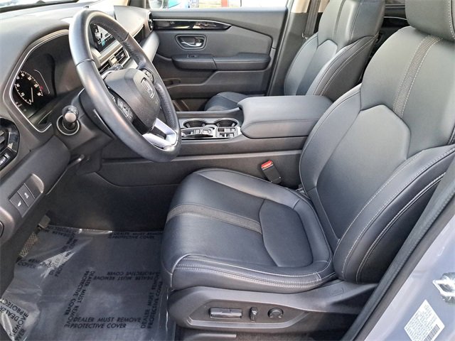 Certified 2024 Honda Pilot Touring image 18