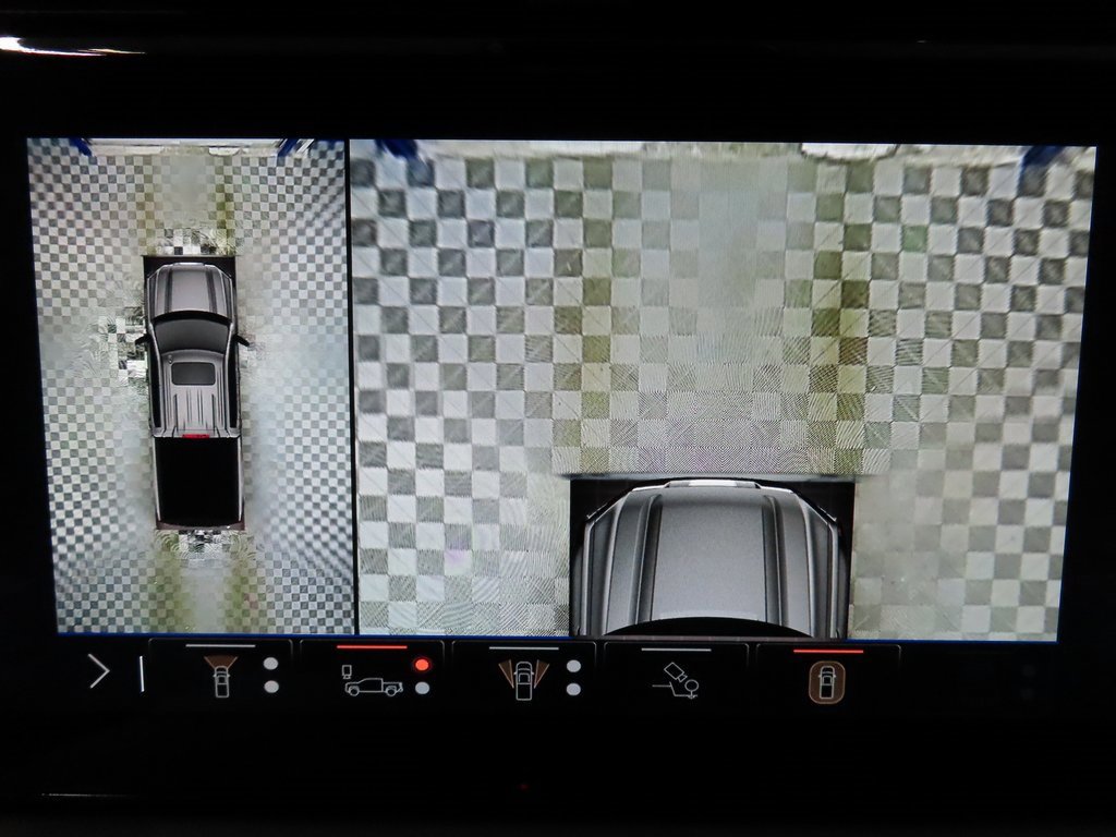 Used 2024 GMC Sierra 1500 AT4 w/ Technology Package image 18