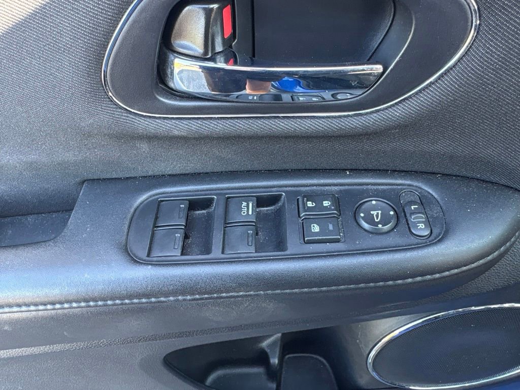 Used 2021 Honda HR-V EX image 17