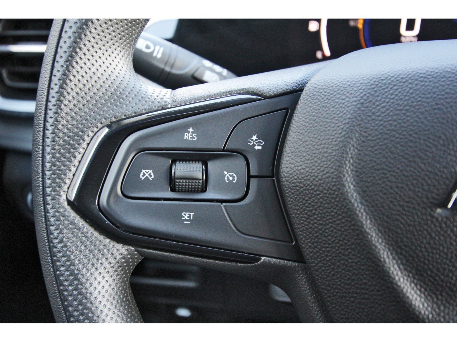 Used 2024 Chevrolet TrailBlazer LT w/ Driver Confidence Package FWD image 18