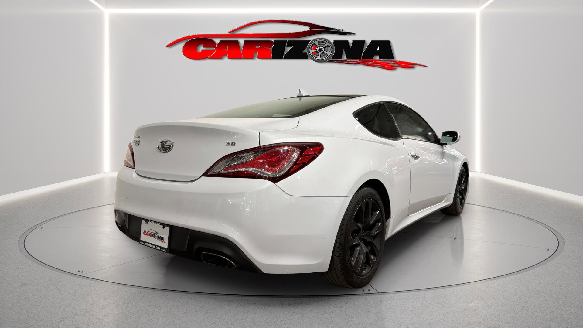 Used 2016 Hyundai Genesis 3.8 image 9