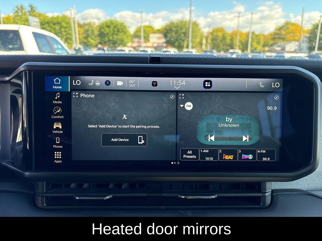 Used 2024 Jeep Wrangler Sahara image 21