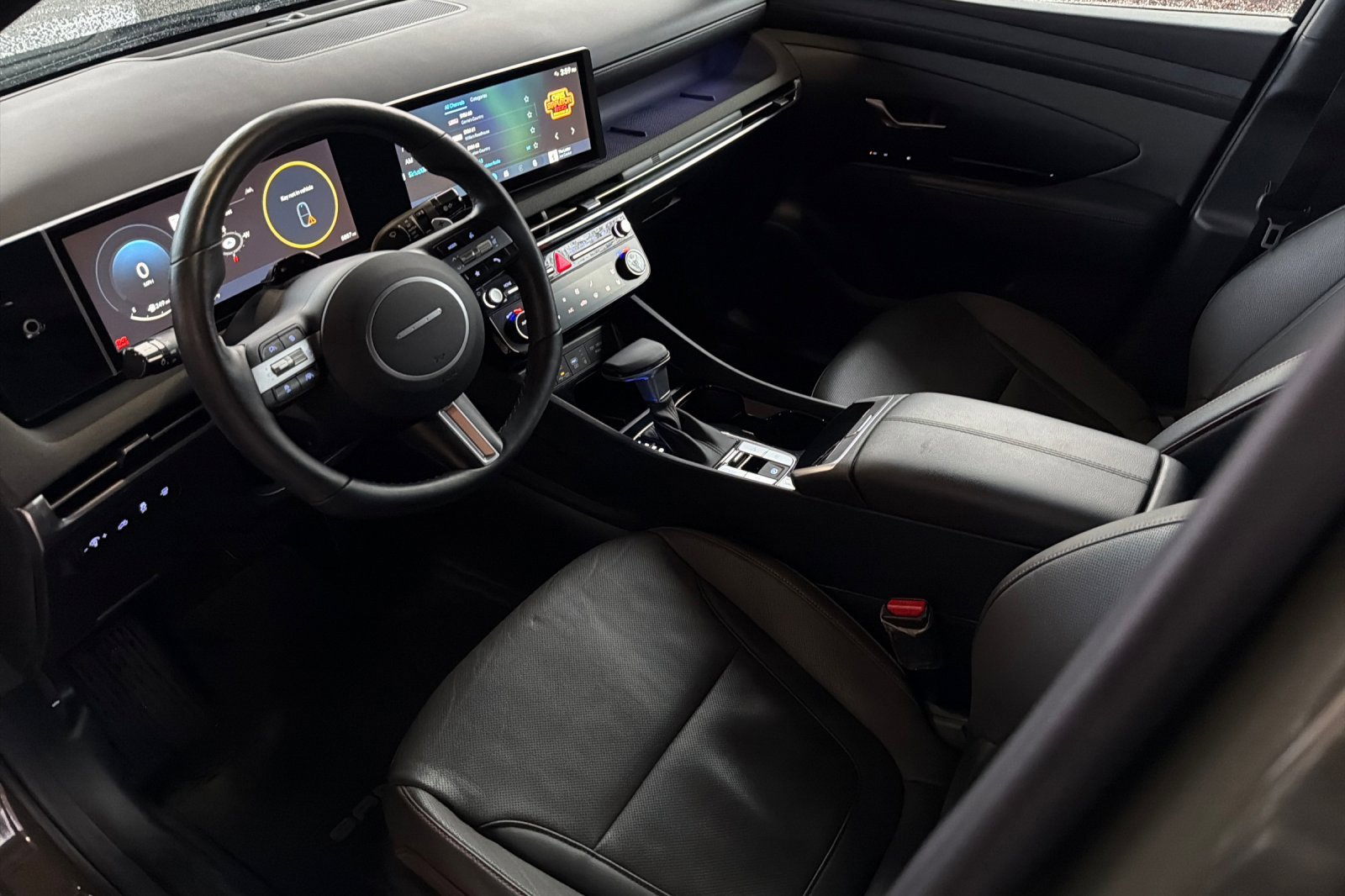 Certified 2025 Hyundai Santa Cruz Limited image 11