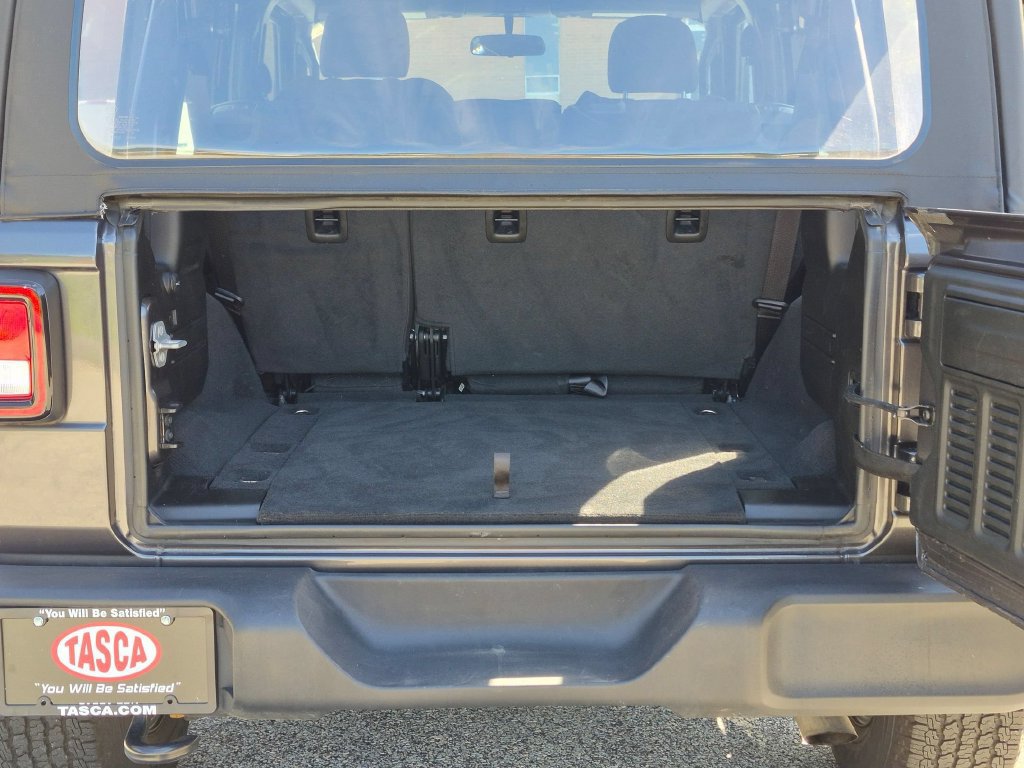 Used 2022 Jeep Wrangler Unlimited Sport AWD/4WD image 6