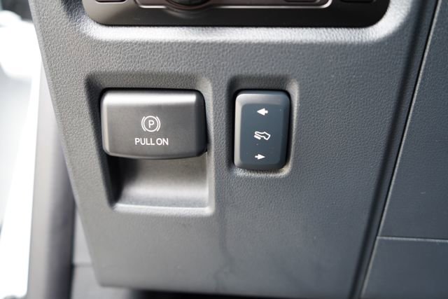 Used 2025 Ford F150 Lariat w/ Equipment Group 501A Mid image 23