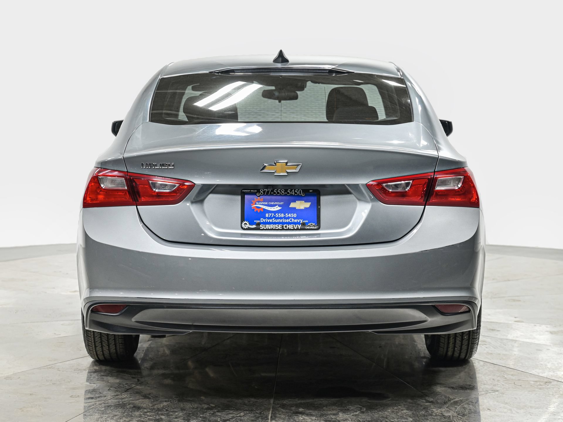 Used 2023 Chevrolet Malibu LS FWD image 5