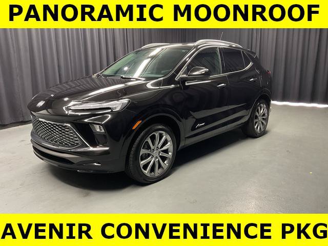 Used 2025 Buick Encore GX Avenir w/ Avenir Convenience Package AWD/4WD image 2