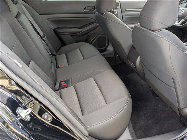 Used 2024 Nissan Altima 2.5 SV w/ SV Premium Package FWD image 21