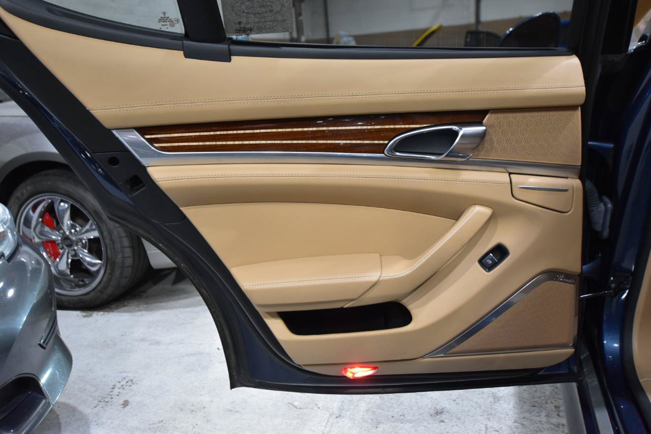Used 2010 Porsche Panamera Turbo AWD/4WD image 42