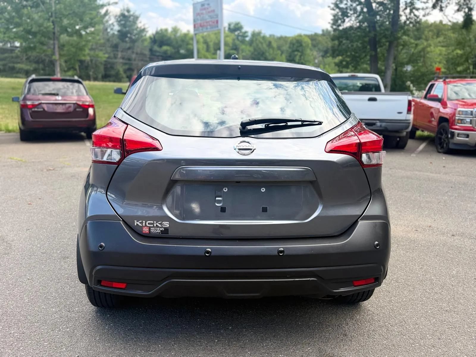 Used 2020 Nissan Kicks S FWD image 6