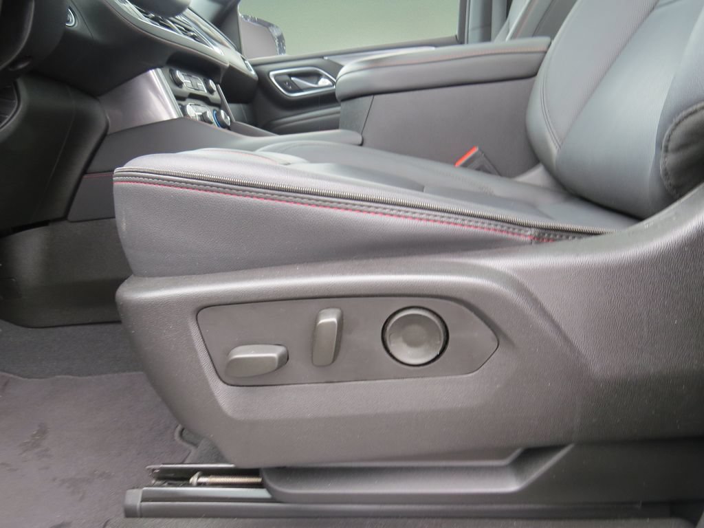 Used 2024 Chevrolet Tahoe RST RWD image 20