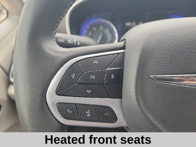 Used 2023 Chrysler Voyager LX FWD image 14