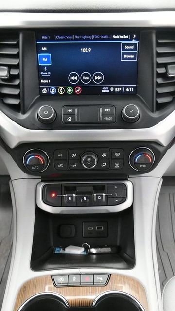 Used 2022 GMC Acadia SLE w/ LPO, Floor Liner Package AWD/4WD image 22