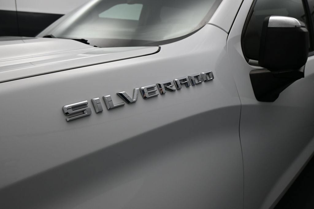 Used 2023 Chevrolet Silverado 1500 LTZ AWD/4WD image 9