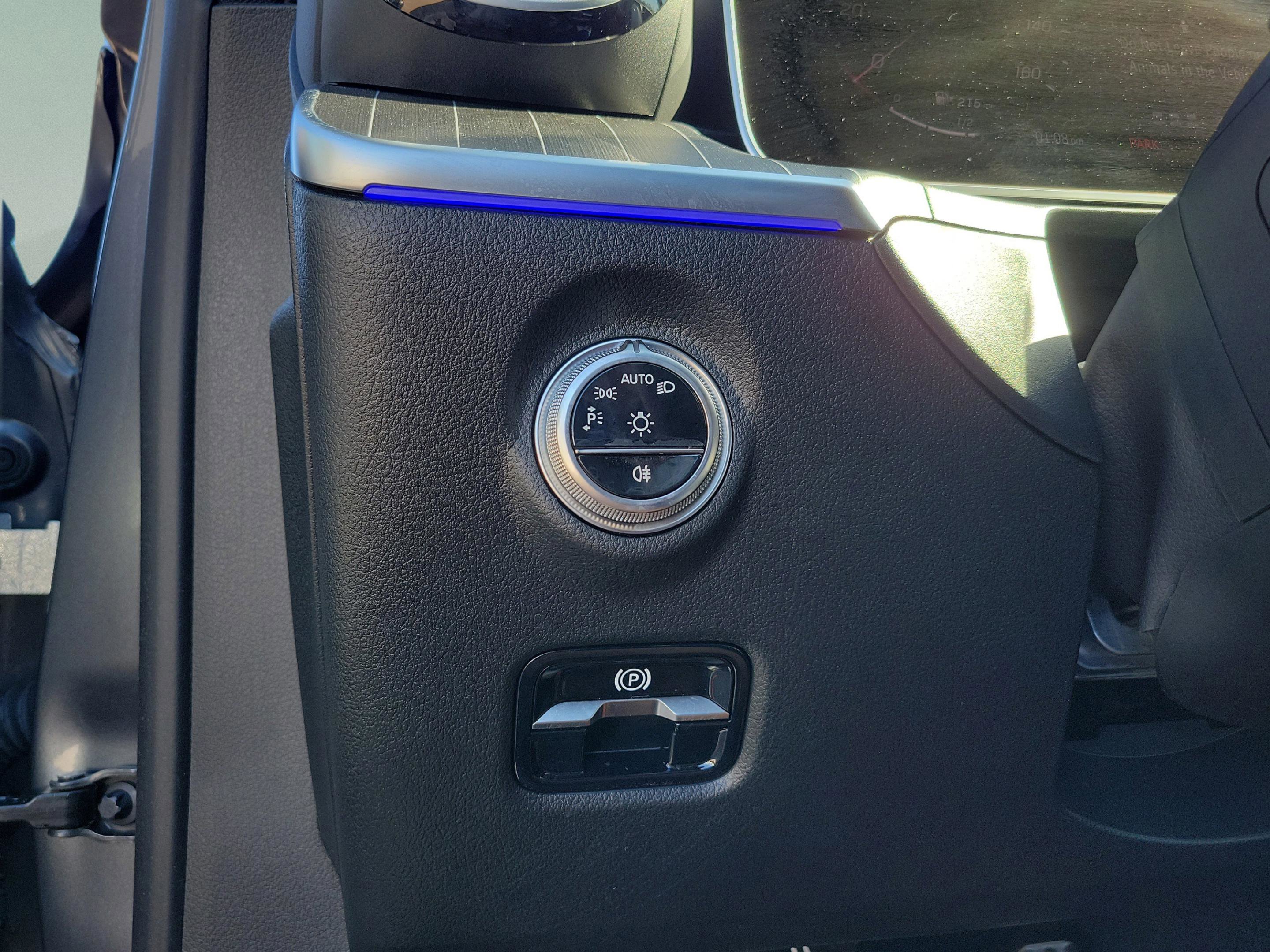 Certified 2025 Mercedes-Benz C 300 Sedan image 17