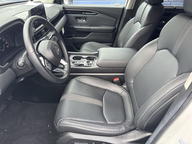 Used 2025 Honda Pilot EX-L image 13