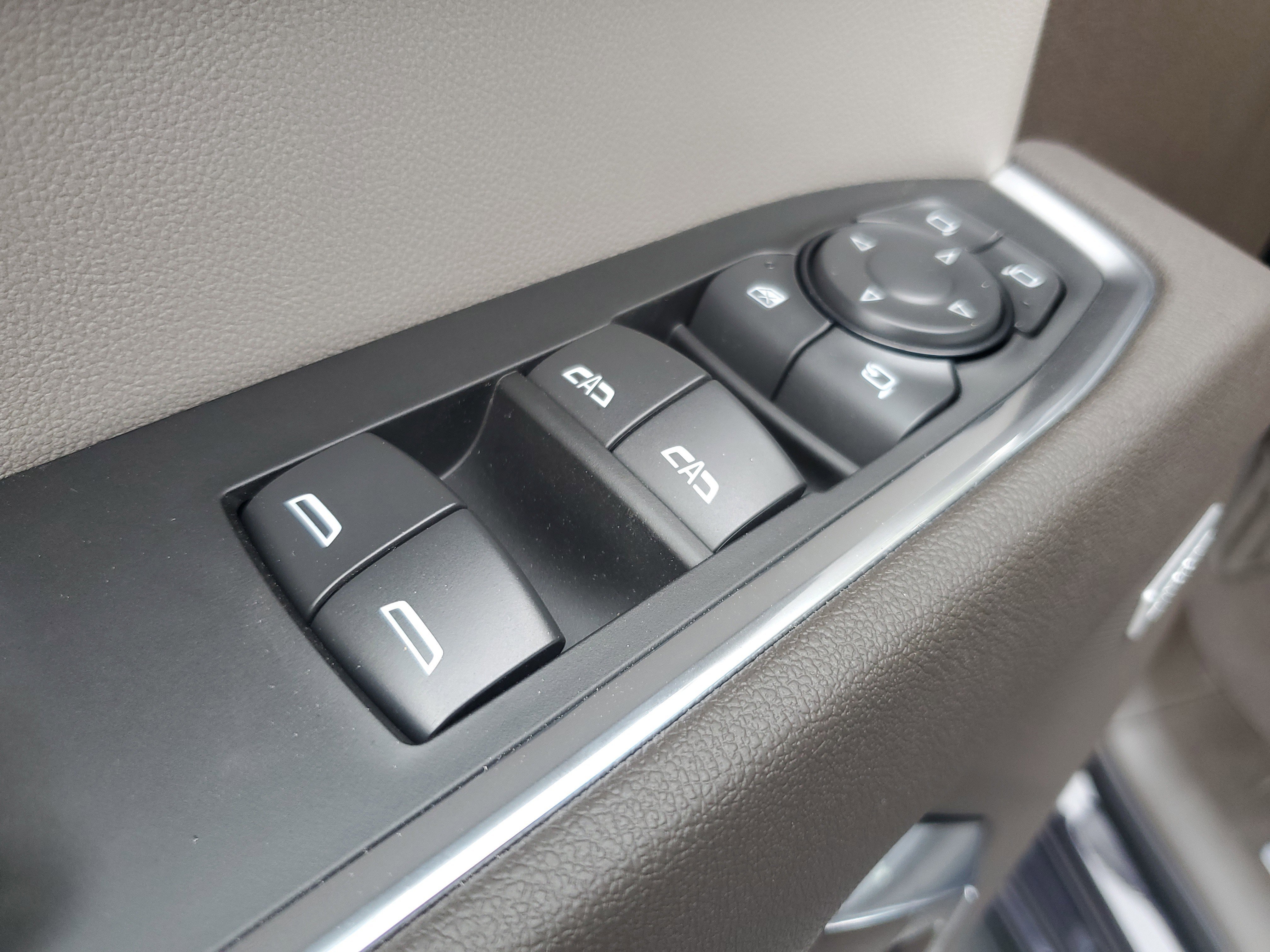 New 2026 GMC Sierra 1500 SLT image 19