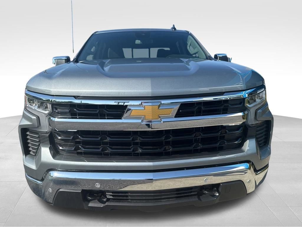New 2026 Chevrolet Silverado 1500 LT w/ Z71 Off-Road Package AWD/4WD image 3