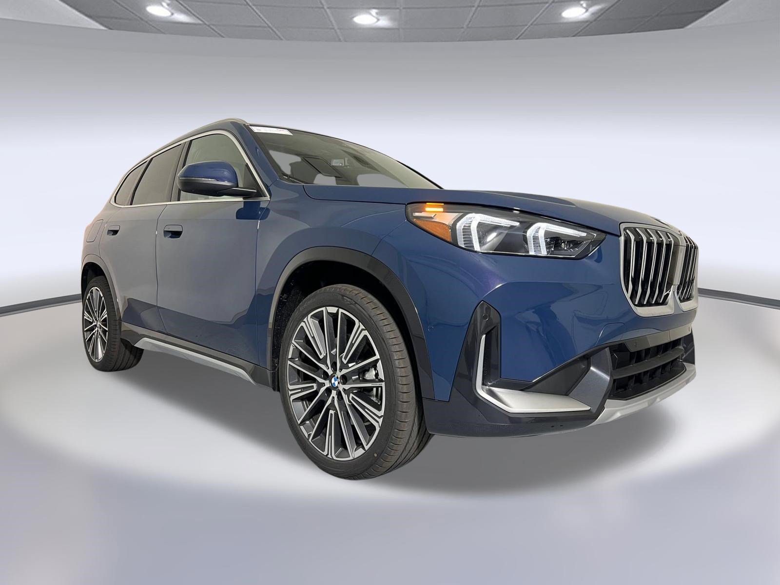 Used 2026 BMW X1 xDrive28i w/ Convenience Package AWD/4WD image 6