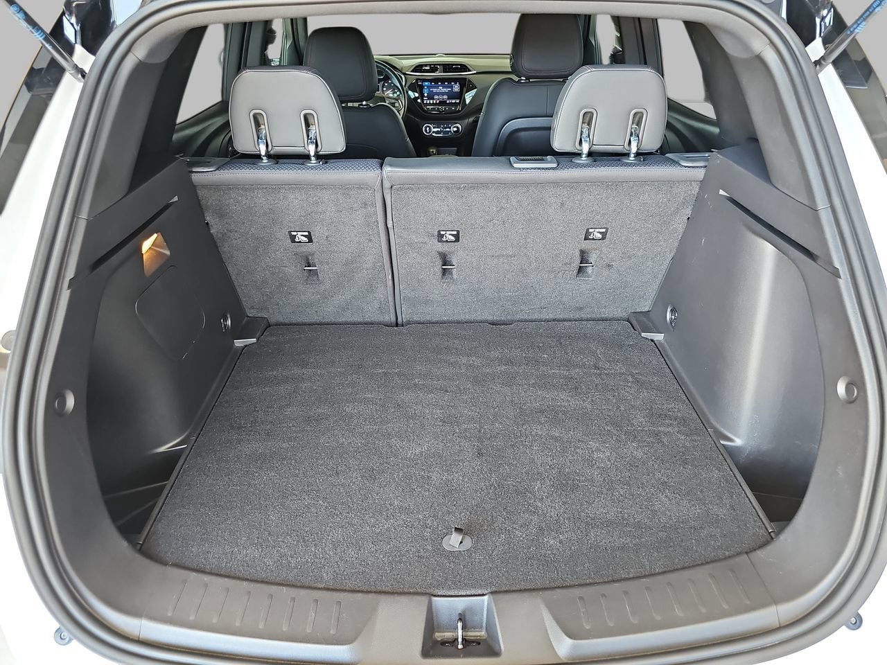 Certified 2021 Chevrolet TrailBlazer RS w/ Convenience Package FWD image 15