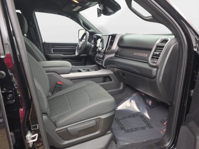 Used 2026 RAM 3500 Big Horn AWD/4WD image 37