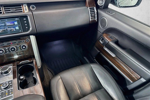 Used 2016 Land Rover Range Rover Supercharged AWD/4WD image 21