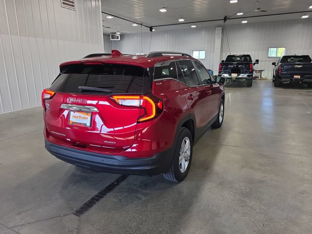 Used 2024 GMC Terrain SLE w/ Driver Convenience Package AWD/4WD image 8