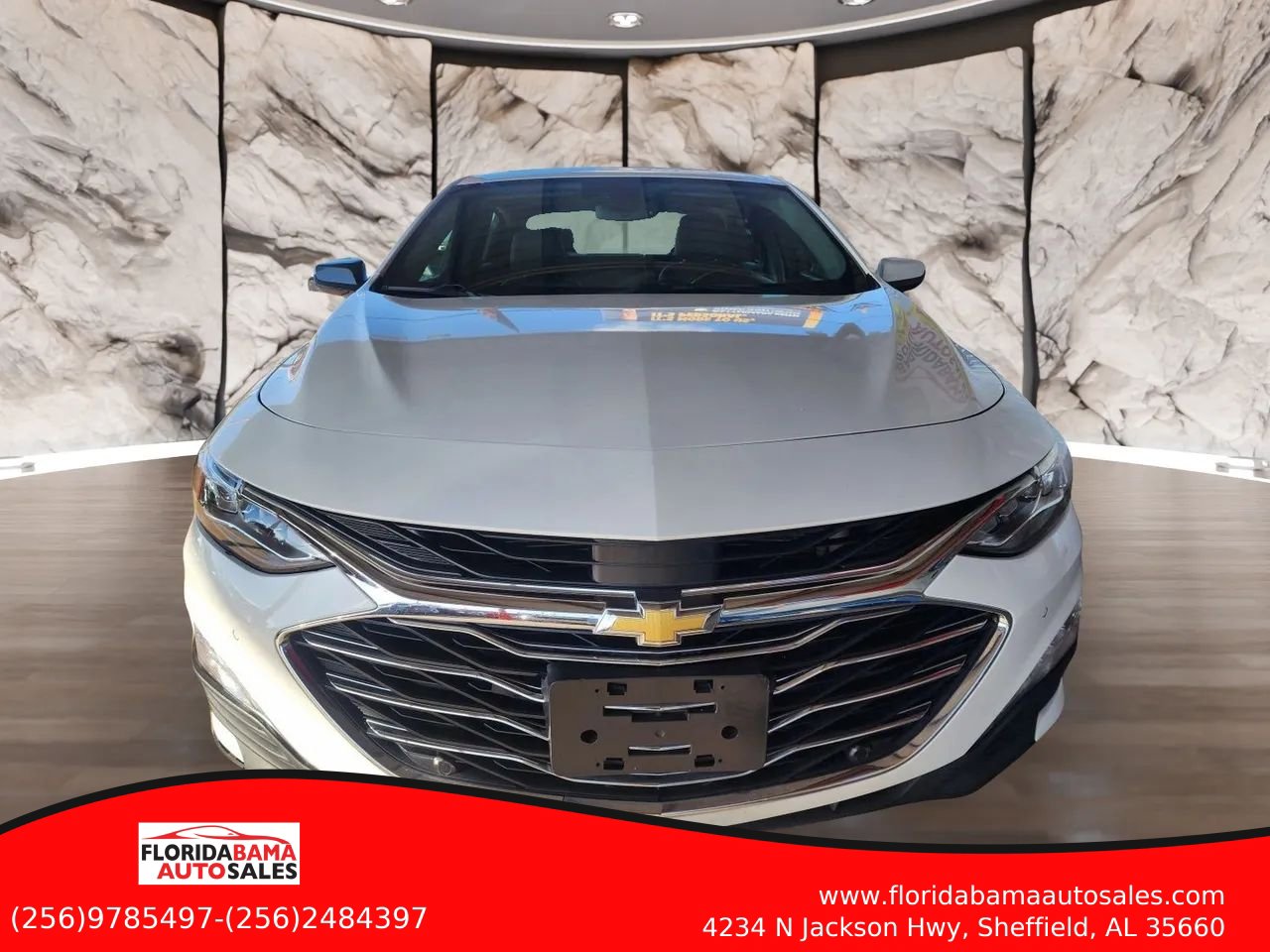 Used 2019 Chevrolet Malibu Premier w/ Sun and Wheel Package image 2