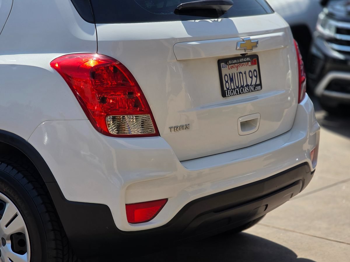 Used 2017 Chevrolet Trax LS FWD image 10