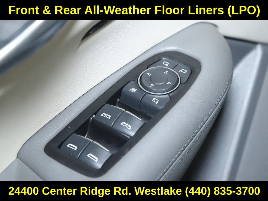 Used 2020 Cadillac XT5 Premium Luxury w/ LPO, Floor Liner Package AWD/4WD image 17