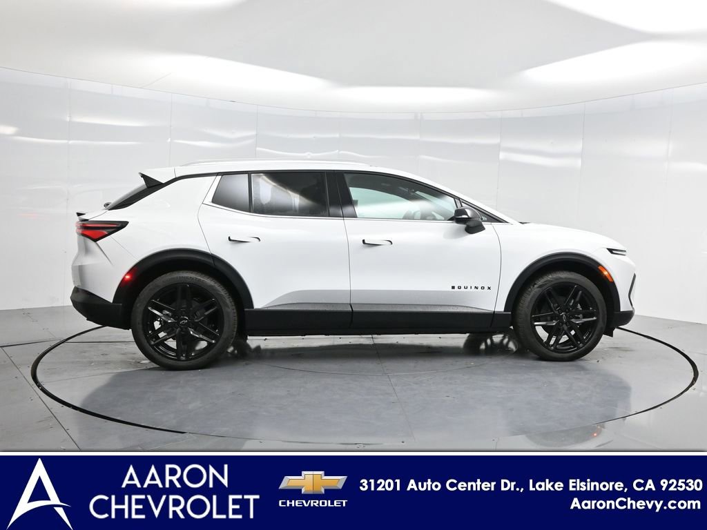 New 2026 Chevrolet Equinox EV LT w/ LPO, Blackout Package image 41