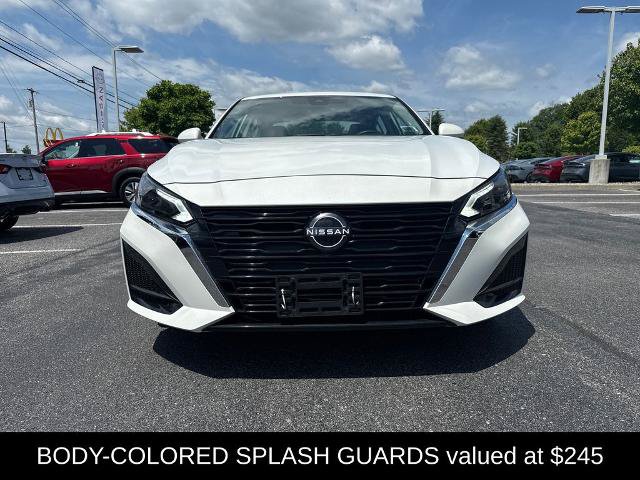 Certified 2023 Nissan Altima 2.5 SV w/ SV Premium Package AWD/4WD image 6