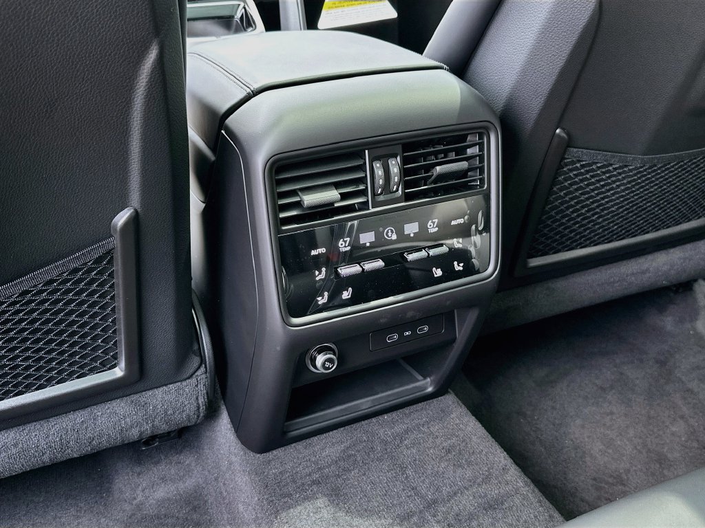 New 2026 Porsche Cayenne AWD/4WD image 27