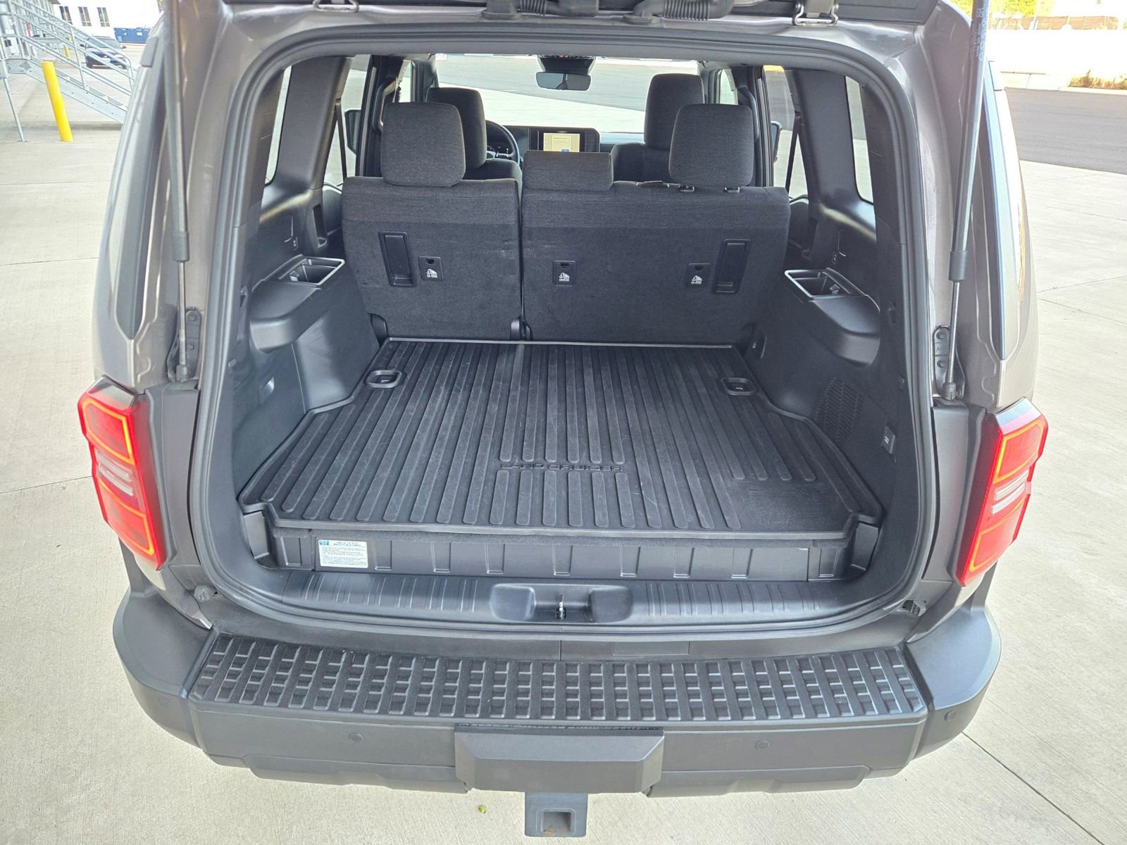 Used 2024 Toyota Land Cruiser image 15