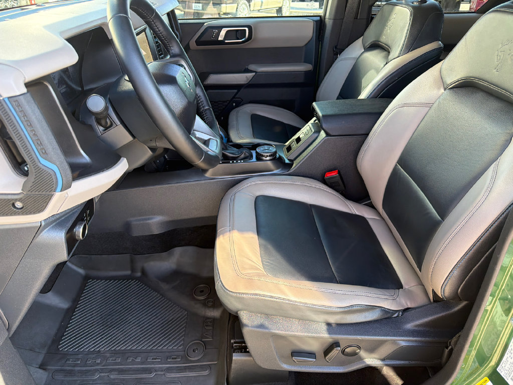 Used 2023 Ford Bronco Wildtrak AWD/4WD image 9