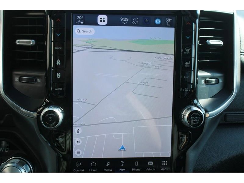 Used 2024 RAM 1500 Laramie image 25